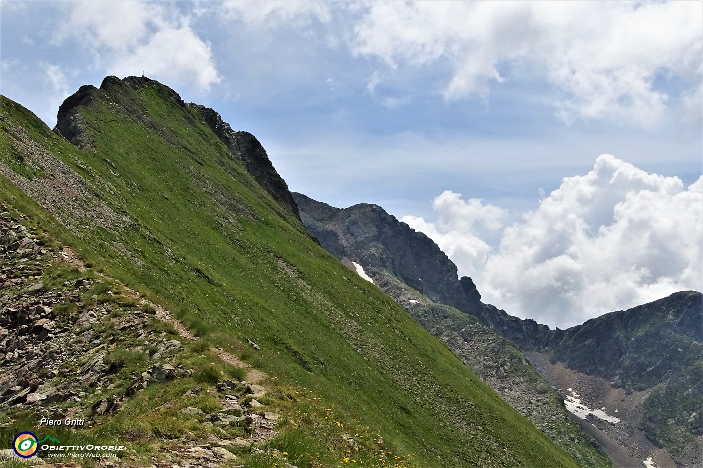 53 La salita in vetta al Pizzo Zerna diviene ripida.JPG